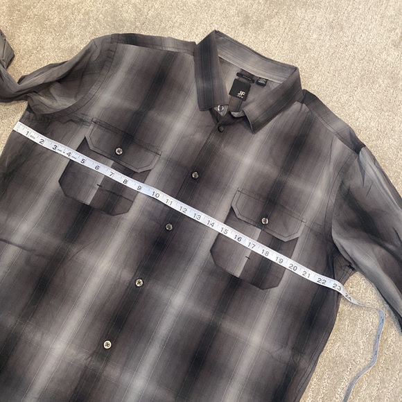 Mens button up - Picture 5 of 6